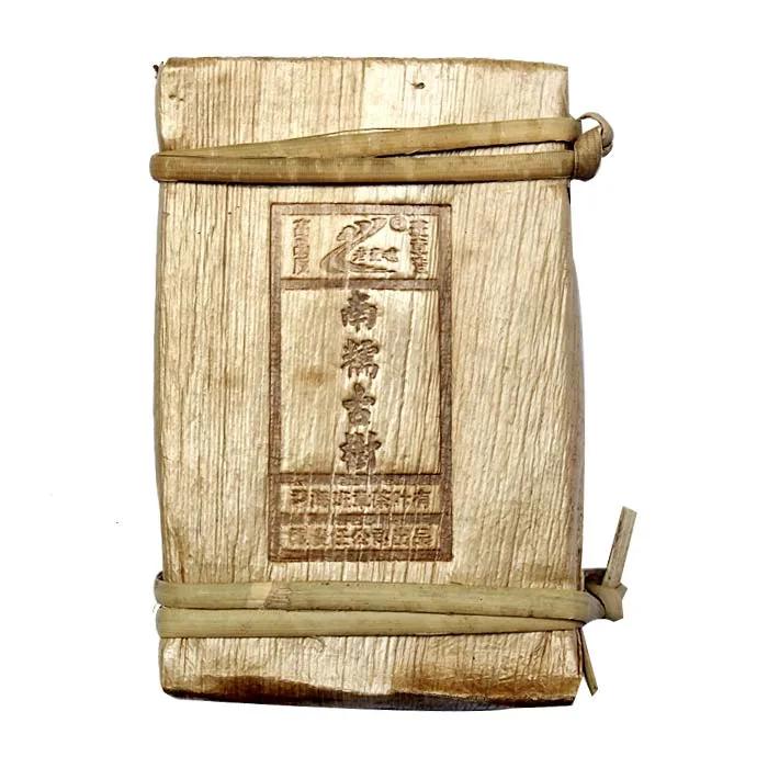 【已售罄】老曼峨  南糯山古树  普洱茶 生茶 2011年/250克/砖 勐海班章茶厂普洱砖茶