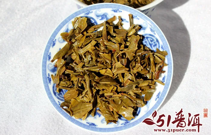老曼峨 早春小方茶  勐海班章茶厂 普洱茶 生茶  2012年 180g/盒 图7