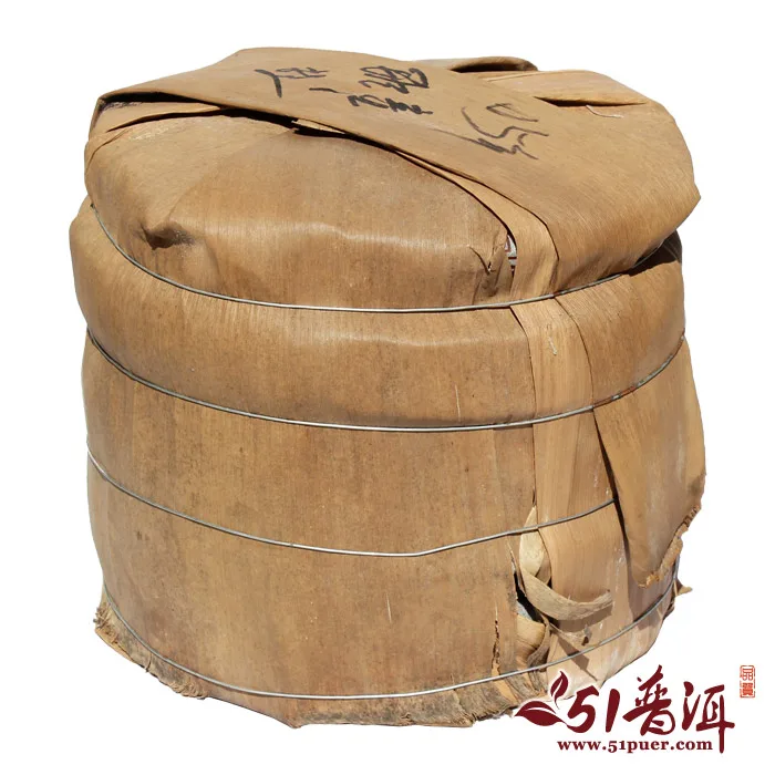 老曼峨 班章王 普洱茶 熟饼 2005年/357克/饼 勐海班章茶厂 陈年老茶 图11
