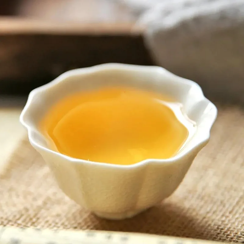 下关 特级青饼 普洱茶 生茶 2020年/357克/饼 图4