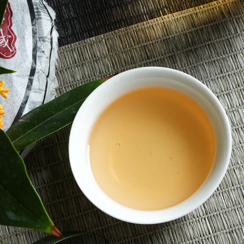 【热销爆款】中木  巴达古树  普洱茶  生茶  2012年/357克/饼   巴达山贺松大树 图4
