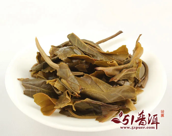 郎河百中堂  1680七星霸王 普洱茶  生茶 2013年/357克/饼 云南七子饼茶 高山古树茶 图9
