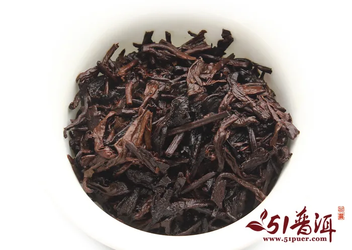 【春节特惠,下单就送一个单饼礼盒】老曼峨 班章 普洱茶 熟茶 2014年/400克/饼 图12