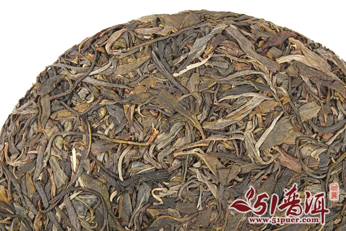 一品云 景迈生饼 普洱茶  生茶  2014年/357克/饼  典藏贡品 景迈头春茶 图7