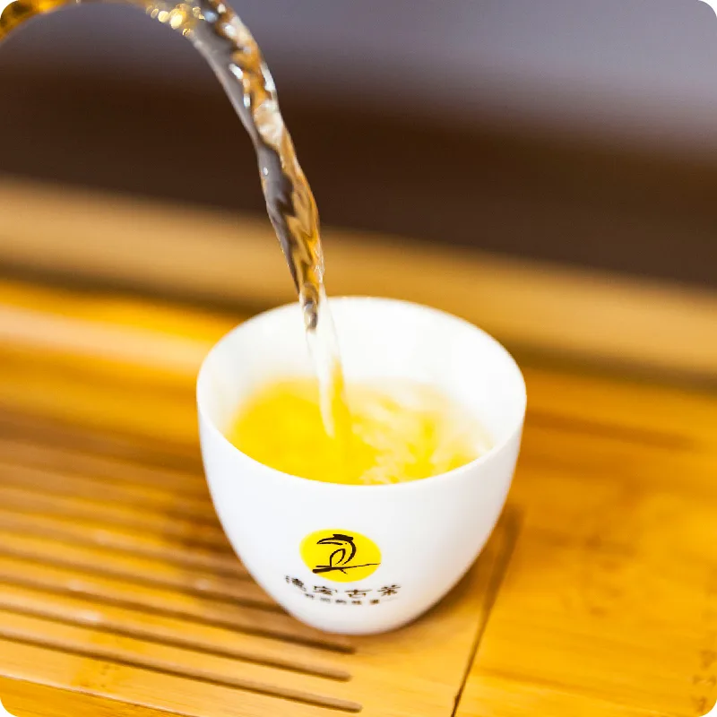 德宏古茶 东方冰魂 普洱茶 生茶 2019年/200克/饼 品藏级生普 图3