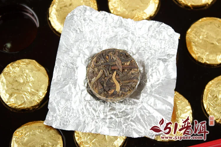 大益  正品小金沱 普洱茶 生茶  2015年/45克/盒 1401批 图7