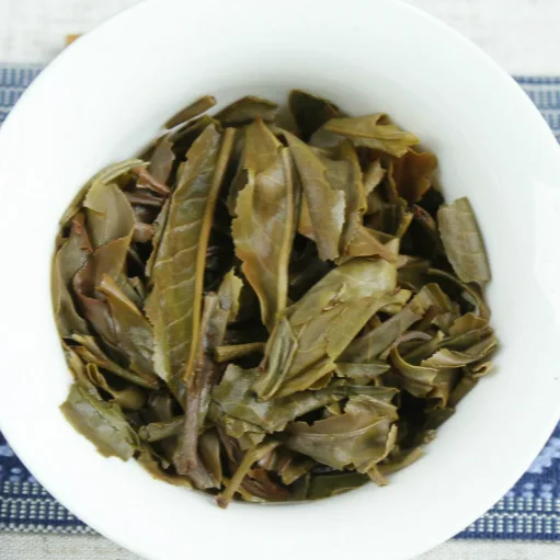 中茶  布朗老树  普洱茶  生茶  2018年/357克/饼 图4
