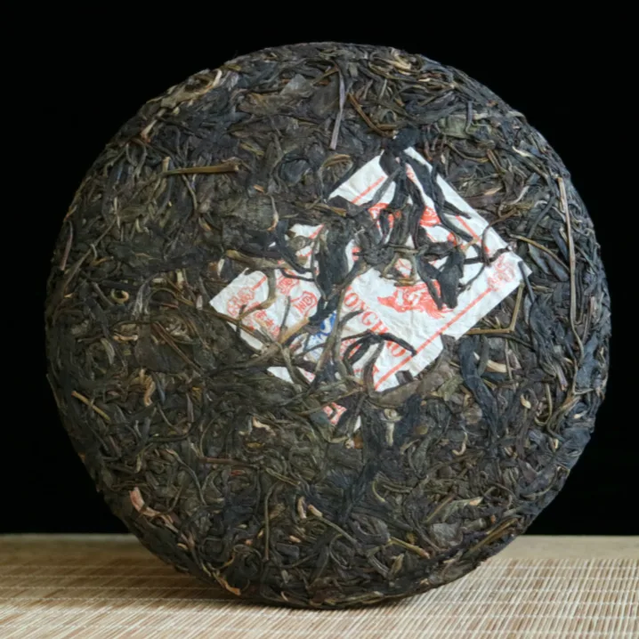 俊仲号  凤凰生态青饼 普洱茶  生茶  2007年/330克/饼  陈年老茶 昆明纯干仓 图2