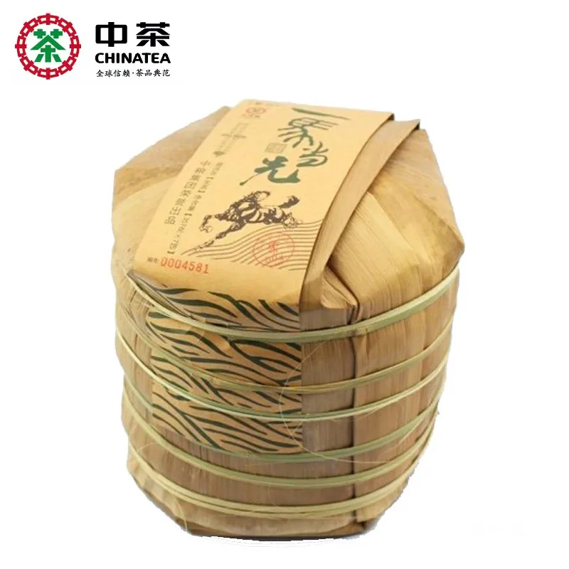 【已售罄】中茶  一马当先 普洱茶  生饼  2014年/357克/饼  马年生肖纪念茶 图4