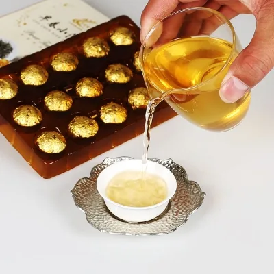 老曼峨   早春小沱茶  普洱茶  生茶  2013年/60克/盒  班章茶厂 图4