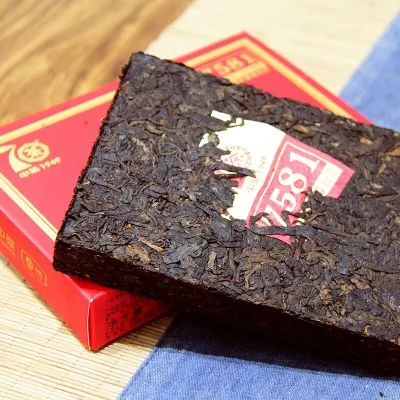 中茶  7581纪念砖  普洱茶 熟茶 2019年/250克/砖  70周年纪念砖 图3