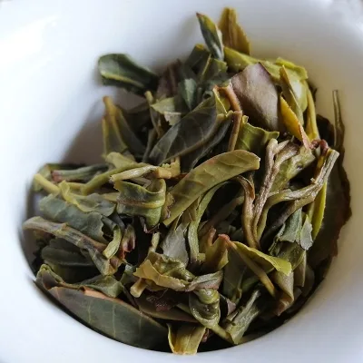 中茶 圆茶大红印 国际版 普洱茶 生茶 2019年/357克/饼 70周年尊享版 图4