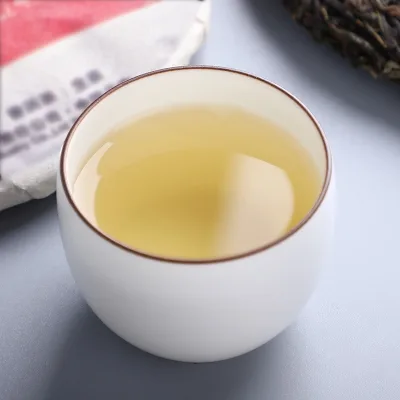 老同志  奋斗  普洱茶  生茶  2020年/357克/饼 图3