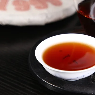 【补货中】老同志  二十周年忆念饼  普洱茶  熟饼  2019年/357克/饼 20周年 图4