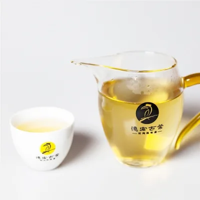 德宏古茶 2315 普洱茶 生茶 2020年96克/盒/12片 小方片便携装 图3
