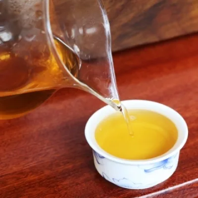 【已售罄】中茶 景迈明前春芽 普洱茶 生茶  2007年/357克/饼  陈年老茶 图3