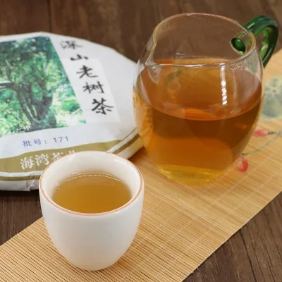 老同志  深山老树  普洱茶  生茶 2017年/500克/饼 171批 图3