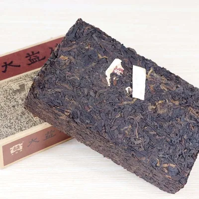 大益 7562 普洱茶 熟茶 2007年/250克/砖 701批 陈年老茶 图3