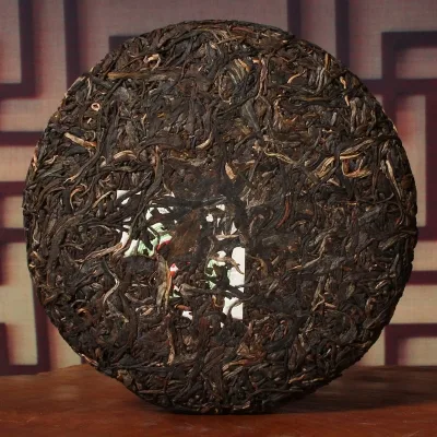 勐海 布朗山银毫 普洱茶 生茶 2015年/357克/饼 布朗山核心产区 有老班章之形 图2