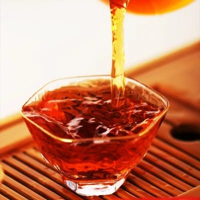 七彩云南 布朗古树 普洱茶 熟茶 2021年/357克/饼 图3