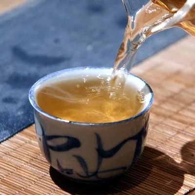 中茶  经典绿印 普洱茶  生茶  2007年/357g  陈年老茶 图3