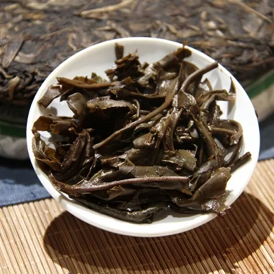 中茶  经典绿印 普洱茶  生茶  2007年/357g  陈年老茶 图4