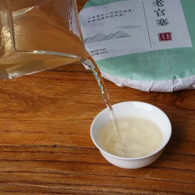 中木  老官寨  普洱茶  生茶  2021年 /357克/饼  大树头春 图4