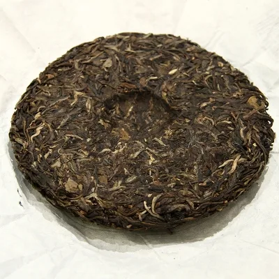 中茶 春之韵之攸乐山 普洱茶 生茶 2011年200克/饼 图3