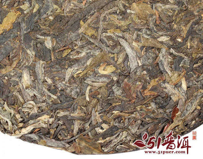 老曼峨 布朗山老树茶7628 生饼 勐海班章茶厂普洱茶生茶 2007年 357克/饼 陈年老茶 图5
