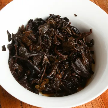 【已售罄】老同志  勐海乔木  普洱茶  熟茶  2013年/357克/饼 图6