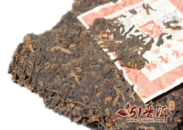 【已售罄】中茶  云茶第一饼  普洱茶  熟茶  1998年/357克//饼  陈年老茶 老料05年压制 图4