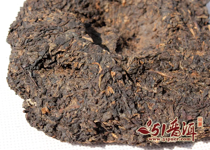 【已售罄】中茶  云茶第一饼  普洱茶  熟茶  1998年/357克//饼  陈年老茶 老料05年压制 图5