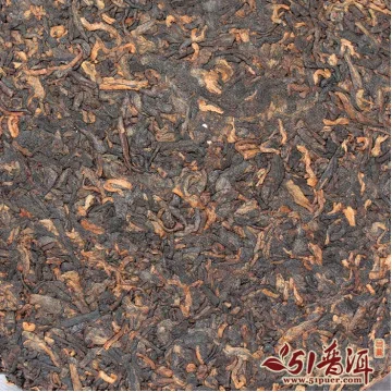 老曼峨 布朗山乔木王 普洱茶 熟茶 2011年/400克/饼 图4