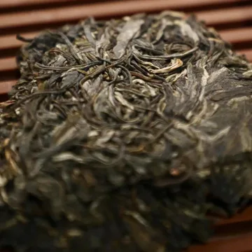 【已售罄】老同志  藏岁  普洱茶  生茶  2021年/357克/饼 图3