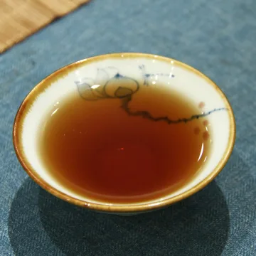 【已售罄】中茶  春之韵   普洱茶  熟茶  2009年/200克/饼  云南勐海普洱熟茶七子饼 图3