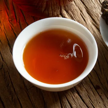 中木勐海老茶头  普洱茶  熟茶  150克/罐 图3