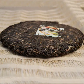 八角亭 黎明普洱  普洱茶 生茶  黎明茶厂  2007年  357克/饼 图3
