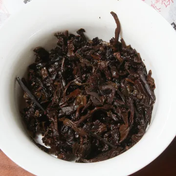 郎河 7579  普洱茶  熟茶  2007年  357克/饼 图4