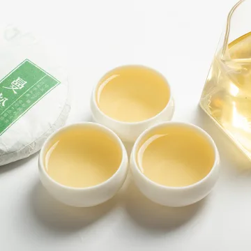 后月曼松 2022年 200/饼 品鉴级生茶 头春守采鲜叶 图5