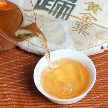 昔归黄金叶 普洱茶 生茶 2015年 357克/饼 图3