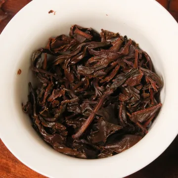 贡饼  普洱茶  生茶 2005年  357克/饼 图4