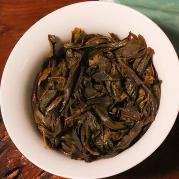 中木2023年困鹿山 普洱茶生茶 357克/饼 图4