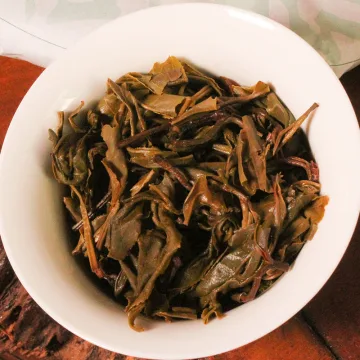 中木2023年勐海壹号 普洱茶生茶 357克/饼 图4