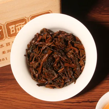 中木勐海古树晒红散茶 红茶 精品木质礼盒装 260克/盒 图4