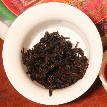 金聚鼎 0868 典藏班章熟茶 2010年 百年好合纪念饼 普洱茶熟茶 357克/饼 图4