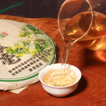 古树银毫 普洱茶生茶 357克/饼 2009年 图3