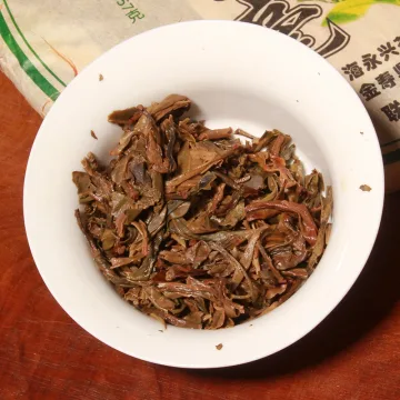 古树银毫 普洱茶生茶 357克/饼 2009年 图4