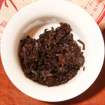 郎河 乔木陈香  普洱茶熟茶 357克/饼 2012年 图4