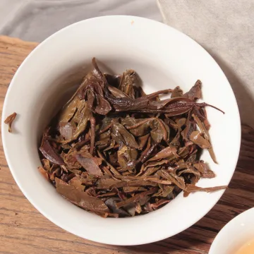【已售罄】茶农自制 2015年 冰岛地界 纯古树秋茶 340克/饼 甜度高 图4