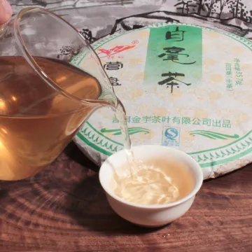 营盘山白毫茶 普洱茶生茶 2012年 357克/饼 图3